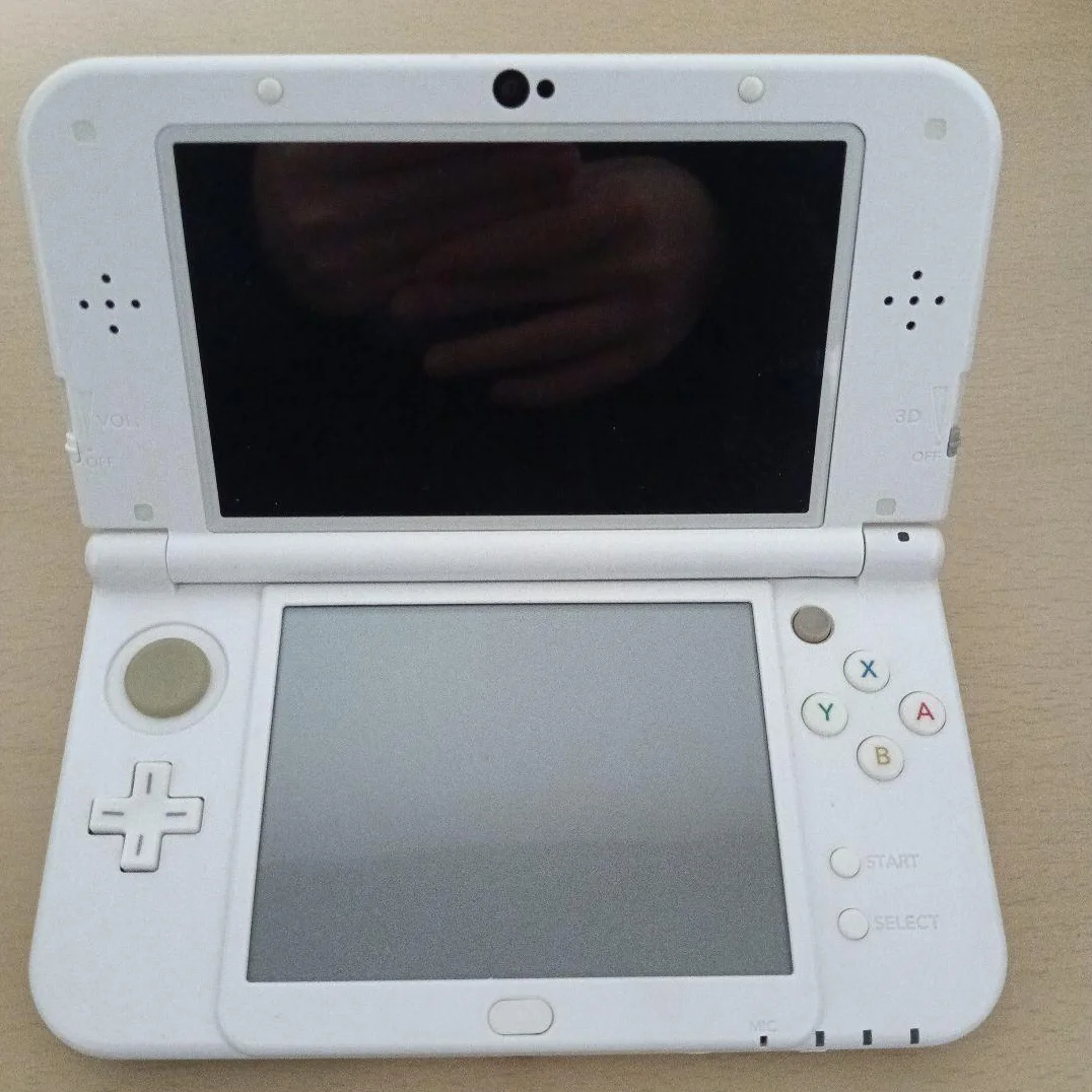 New 3DS LL Pearl White Console