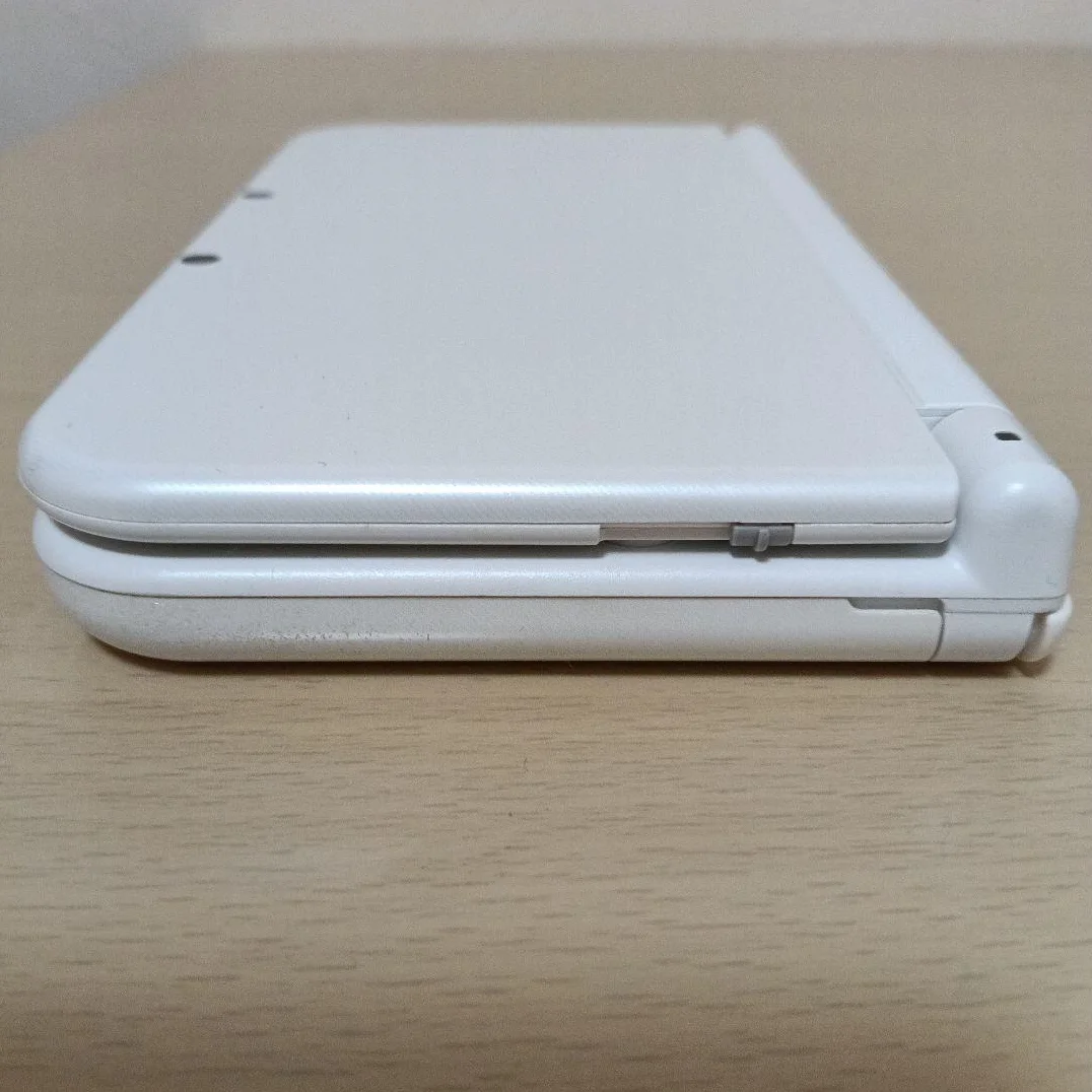 New 3DS LL Pearl White Console