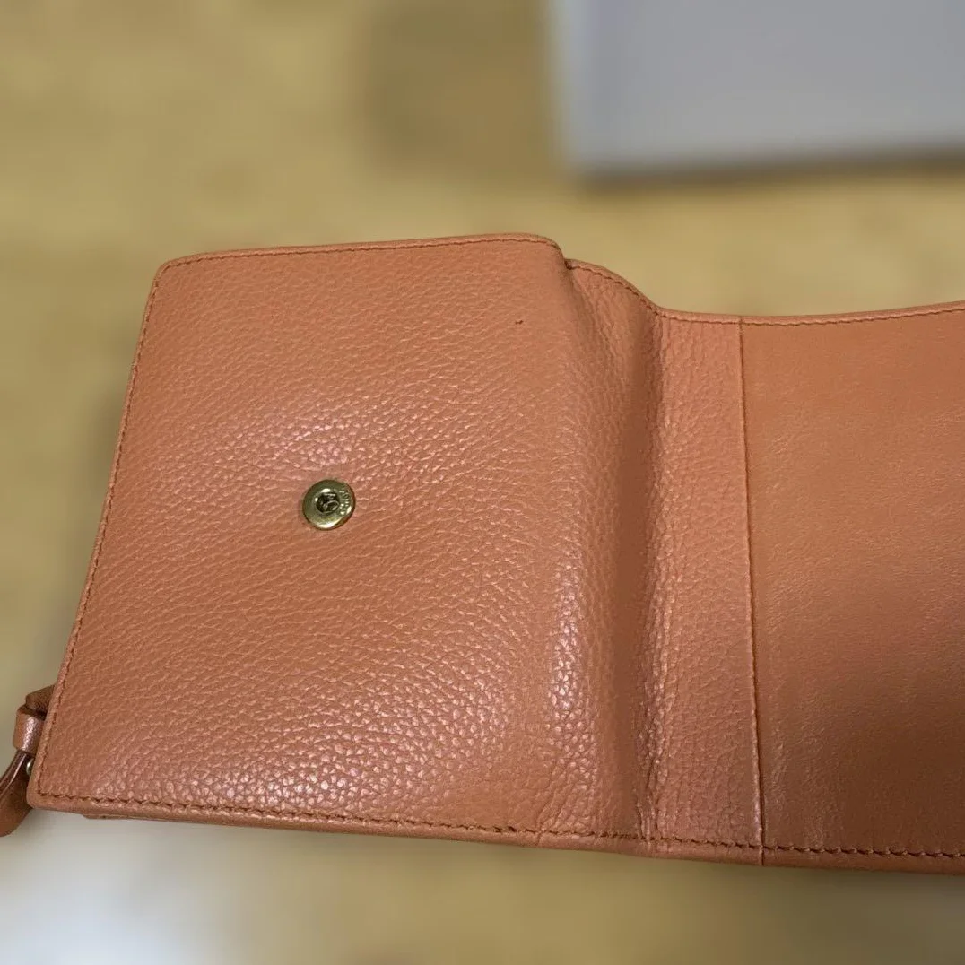 Further Price Reduction♪ Chloé Limited Color Orange Indy Leather Compact Tri-Fold Wallet
